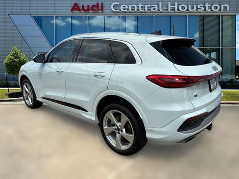 New 2025 Audi Q5 Premium Plus image 3