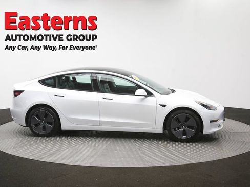 Used 2022 Tesla Model 3 Long Range AWD/4WD image 40