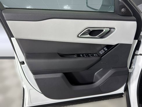Used 2026 Land Rover Range Rover Velar S image 11