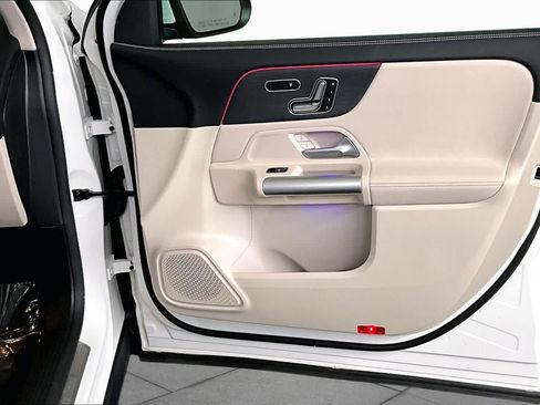 Certified 2023 Mercedes-Benz GLA 250 4MATIC image 22