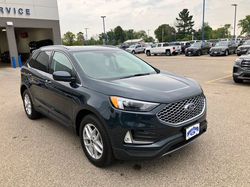 Used 2023 Ford Edge SEL w/ Convenience Package AWD/4WD image 4
