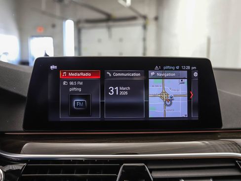 Used 2019 BMW 530i xDrive w/ Convenience Package image 14