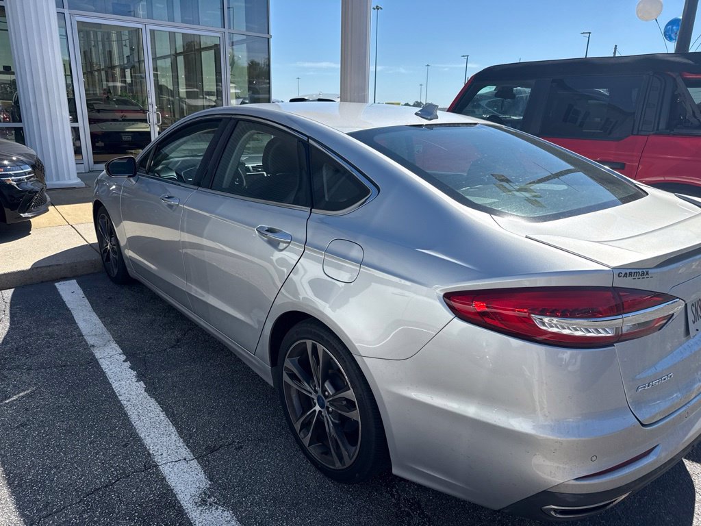 Used 2019 Ford Fusion Titanium AWD/4WD image 4