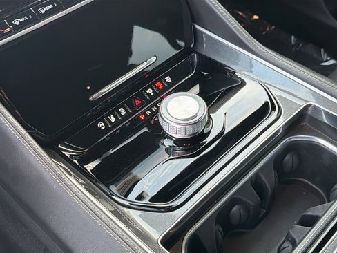 Used 2022 Jeep Wagoneer Series I w/ Convenience Group I image 28