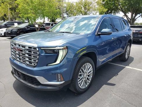 Used 2024 GMC Acadia Denali w/ Super Cruise Package FWD image 2