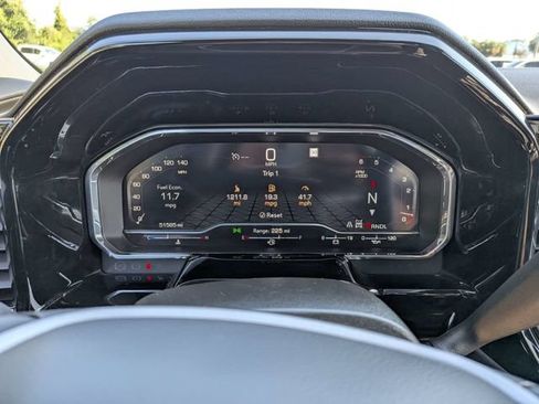 Used 2025 GMC Sierra 1500 SLT AWD/4WD image 26