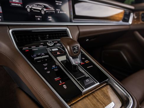 Certified 2018 Porsche Panamera 4S AWD/4WD image 33