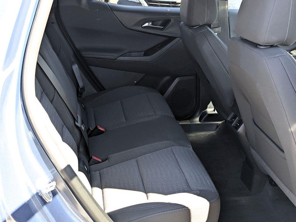 Used 2026 Chevrolet Equinox LT w/ Safety and Technology Package AWD/4WD image 22