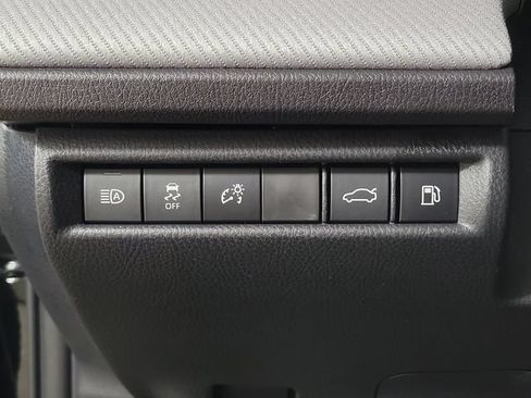 Used 2026 Toyota Camry SE FWD image 23