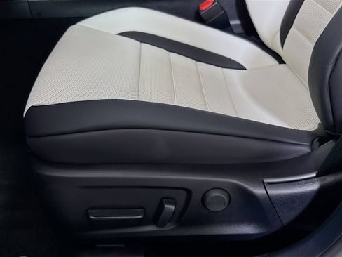 Used 2025 Lexus IS 350 F Sport AWD/4WD image 16
