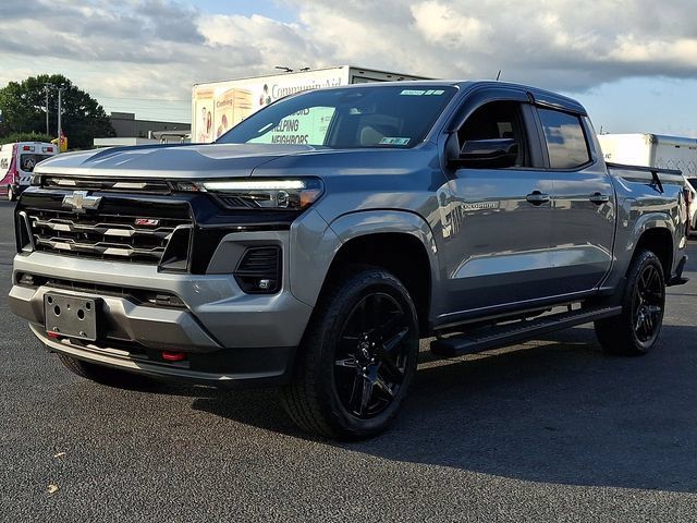 Used 2024 Chevrolet Colorado Z71 w/ Z71 Convenience Package 2 AWD/4WD image 6
