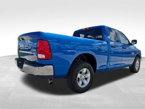 Used 2024 RAM 1500 Classic SLT AWD/4WD image 15