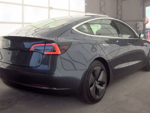 Used 2019 Tesla Model 3 Long Range RWD image 2