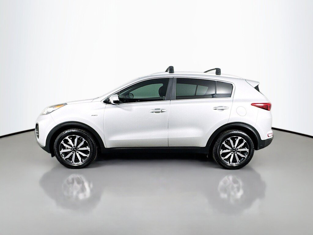Used 2018 Kia Sportage EX AWD/4WD image 2