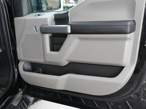 Used 2020 Ford F150 XLT AWD/4WD image 9