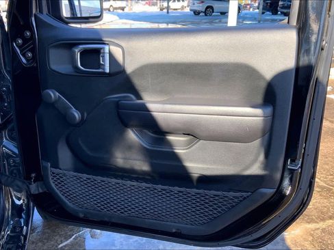 Used 2021 Jeep Wrangler Unlimited Sport image 21