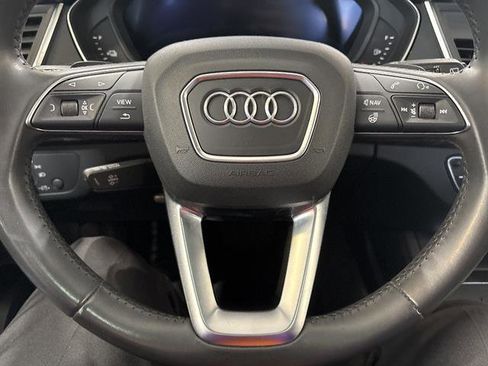 Used 2020 Audi Q5 e Premium Plus w/ Premium Plus Package image 16