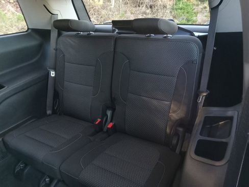 Used 2021 GMC Acadia SLE w/ Driver Convenience Package image 25