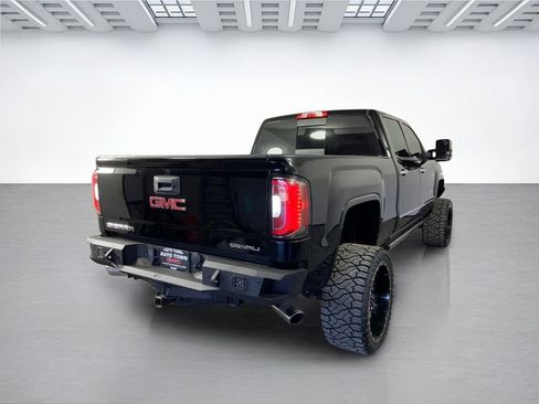 Used 2017 GMC Sierra 1500 Denali AWD/4WD image 2