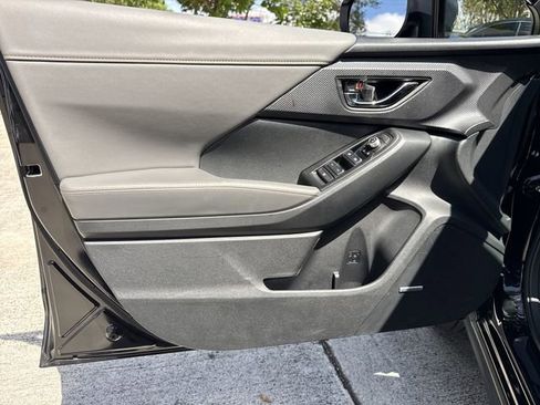 Certified 2025 Subaru Crosstrek 2.5i Limited image 13