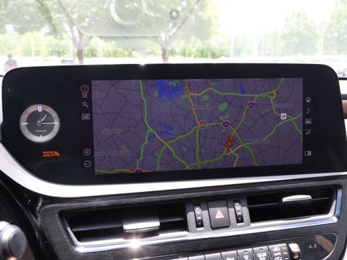 Used 2022 Lexus ES 350 Ultra Luxury w/ Accessory Package 2 FWD image 25