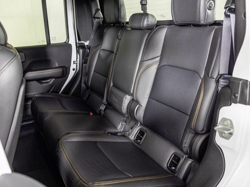 New 2026 Jeep Gladiator Sport AWD/4WD image 33