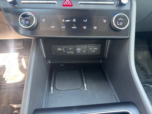 Used 2025 Hyundai Sonata SEL FWD image 15