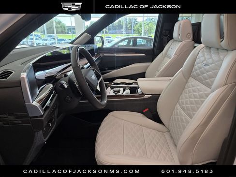 New 2026 Cadillac Escalade Platinum Sport AWD/4WD image 11