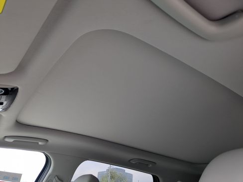 Certified 2024 Kia Sorento S w/ Panoramic Sunroof Package AWD/4WD image 14