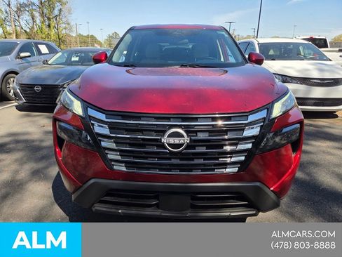 Used 2025 Nissan Rogue SV image 16