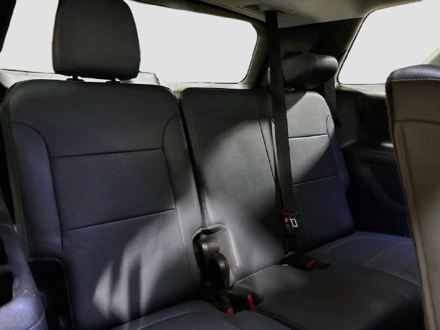 Used 2019 Chevrolet Traverse LT AWD/4WD image 21