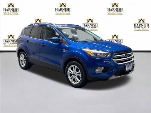 Used 2018 Ford Escape SEL image 3