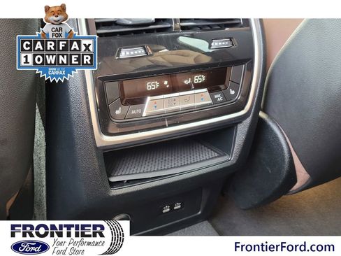 Used 2023 BMW X7 xDrive40i w/ M Sport Package image 10