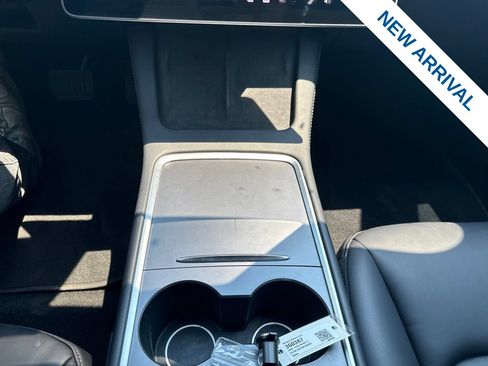Used 2022 Tesla Model 3 Long Range AWD/4WD image 23