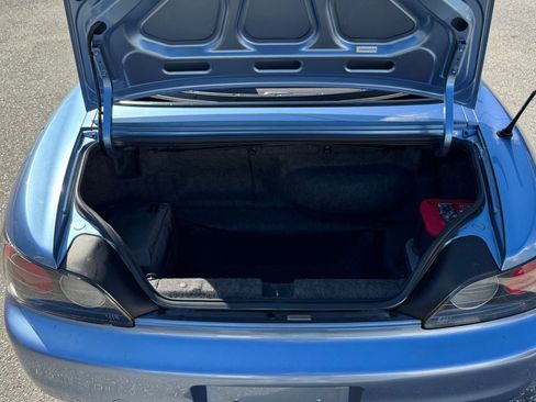 Used 2003 Honda S2000 image 8