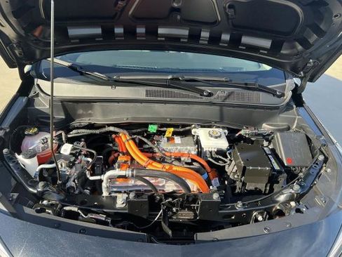 New 2027 Chevrolet Bolt LT w/ Comfort Package image 29