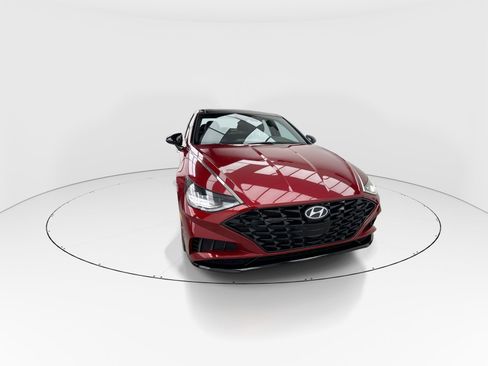 Used 2023 Hyundai Sonata SEL Plus image 3