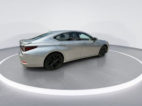 Used 2024 Lexus ES 350 F Sport w/ Accessory Package (Z2) FWD image 8