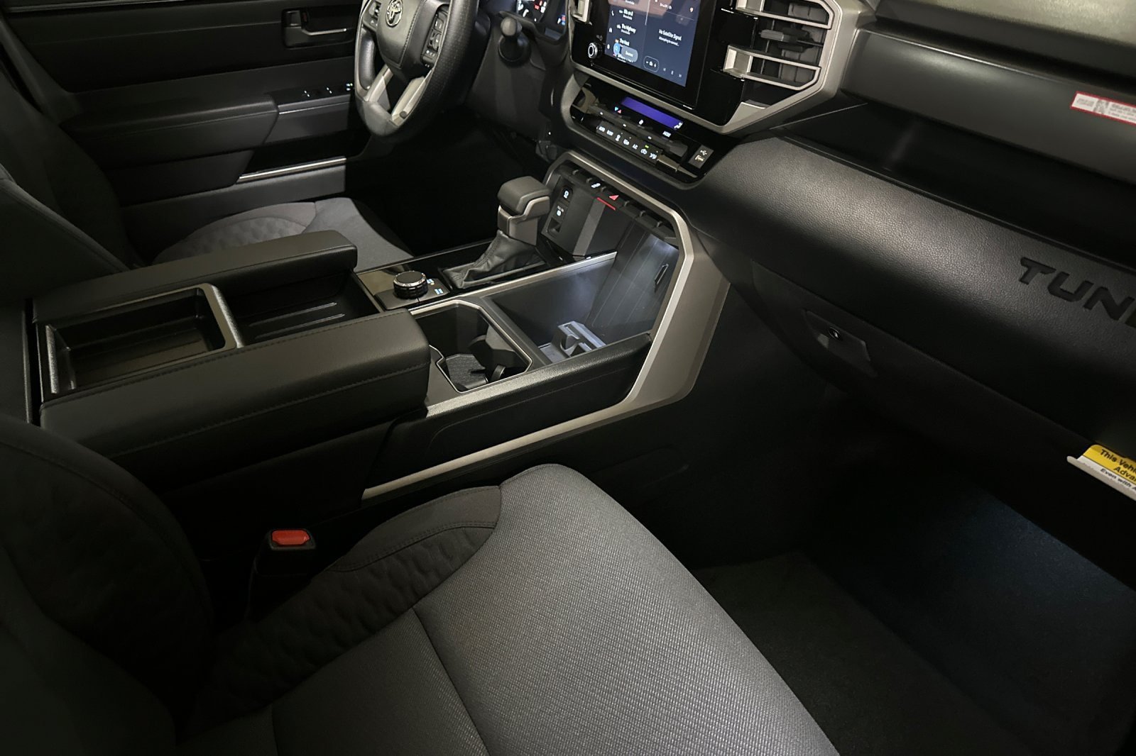 New 2026 Toyota Tundra SR5 w/ SR5 Convenience Package RWD image 17