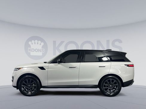 Used 2024 Land Rover Range Rover Sport SE AWD/4WD image 7