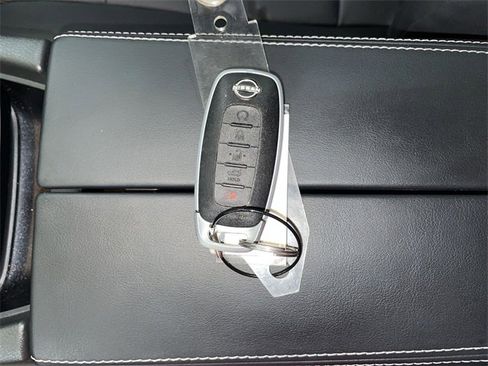 Certified 2024 Nissan Rogue SV w/ SV Premium Package image 32