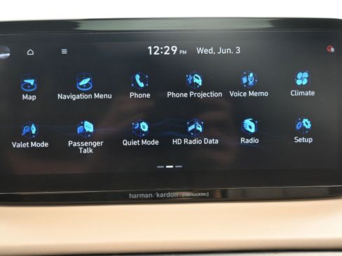 Used 2021 Hyundai Santa Fe Limited AWD/4WD image 15