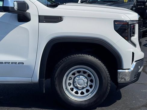 Used 2024 GMC Sierra 1500 Pro w/ Pro Value Package AWD/4WD image 39