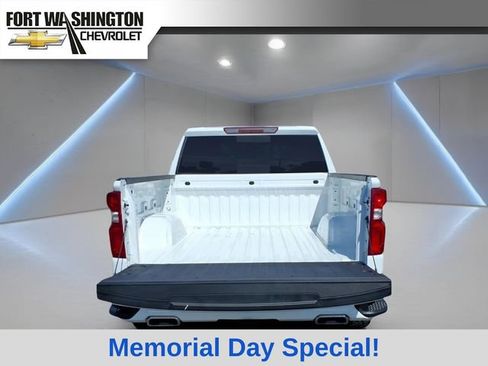 Used 2024 Chevrolet Silverado 1500 RST w/ Convenience Package II AWD/4WD image 3