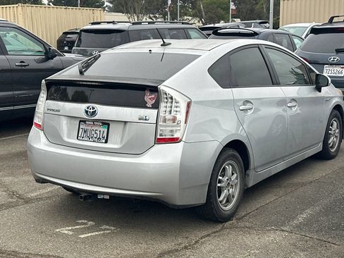 Used 2010 Toyota Prius Three FWD image 5