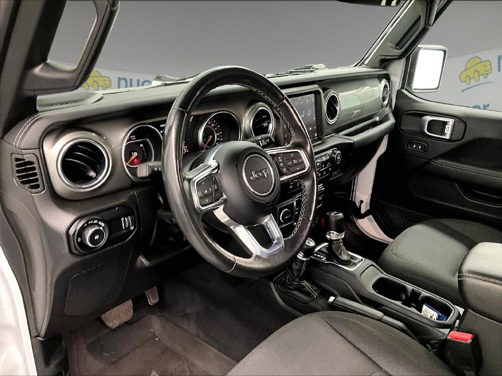 Used 2023 Jeep Wrangler Unlimited Sahara w/ LED Lighting Group AWD/4WD image 8