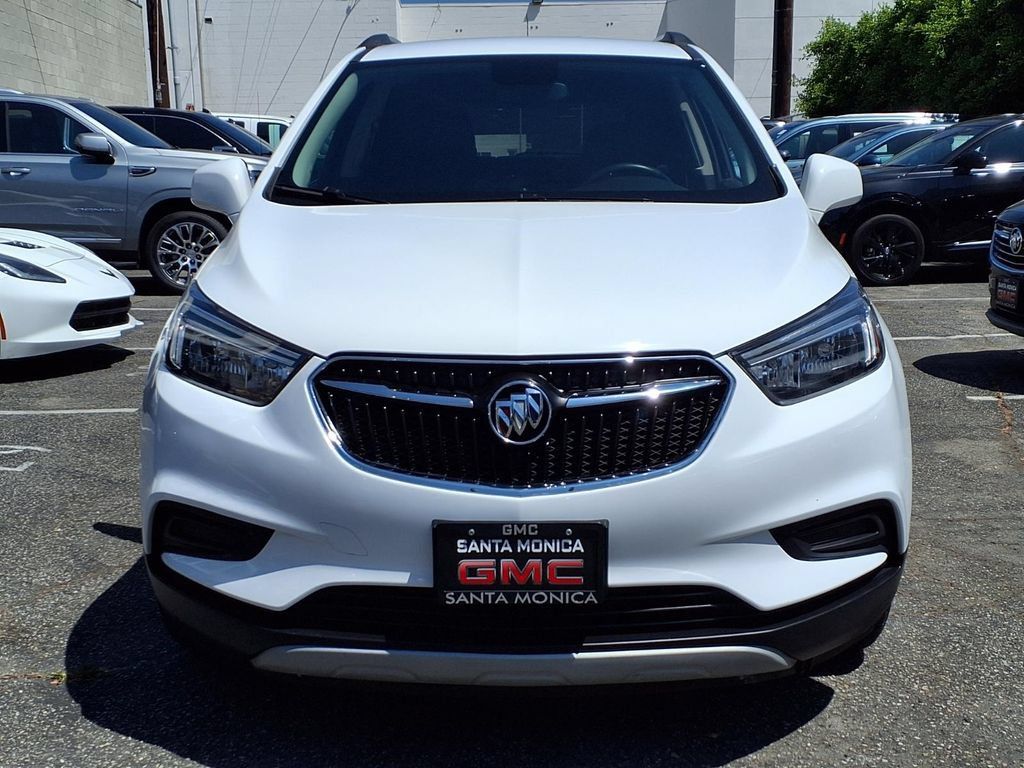 Certified 2021 Buick Encore Preferred FWD image 2
