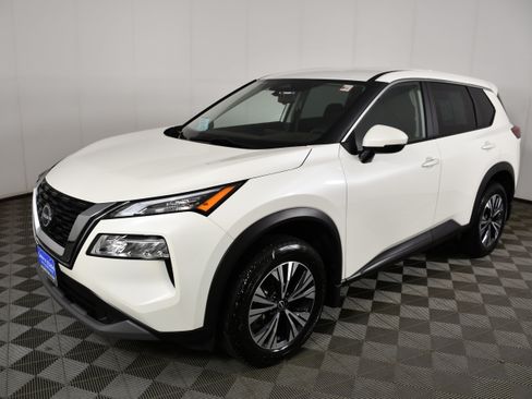 Used 2023 Nissan Rogue SV AWD/4WD image 10