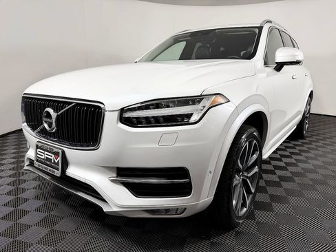 Used 2017 Volvo XC90 T6 Momentum w/ Vision Package AWD/4WD image 3