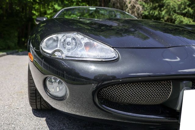 Used 2002 Jaguar XK8 Convertible RWD image 48